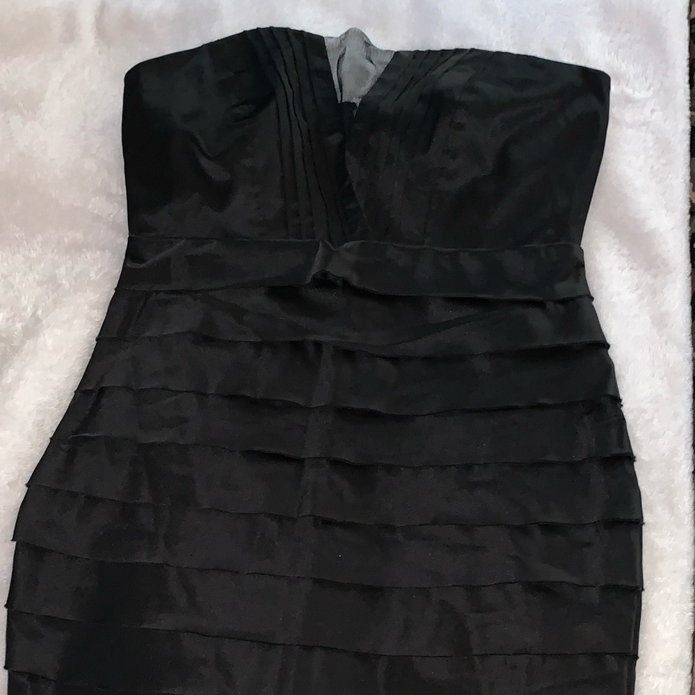 Strapless mini black dress